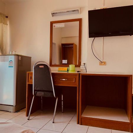 Baan Silp Hotel Чианг Рай Екстериор снимка